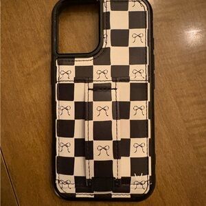 Walli iPhone 16 Bow Noir